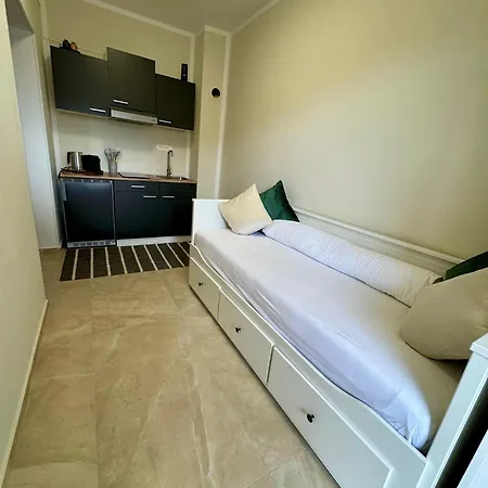 Cellinis Apartment