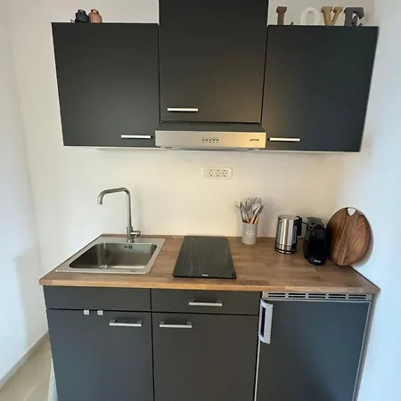 Cellinis Apartment *