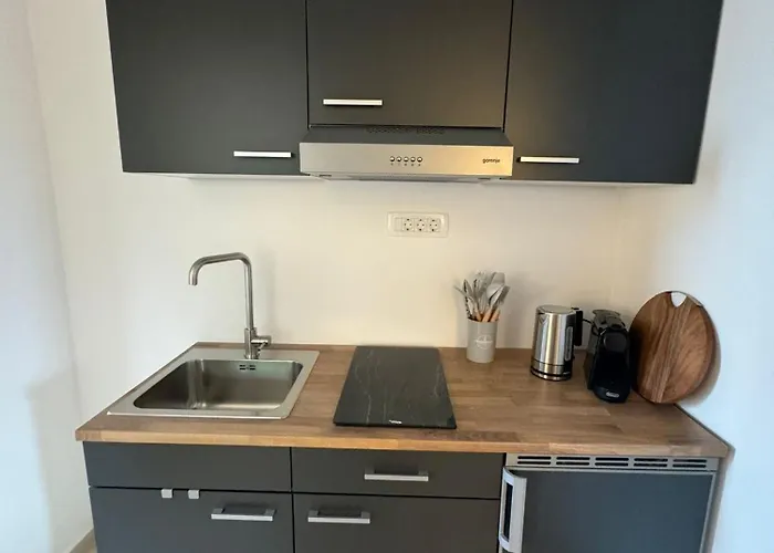 Cellinis Apartman *