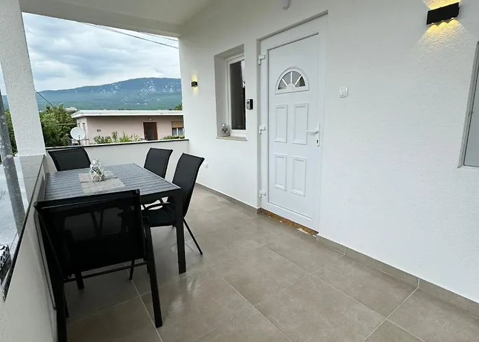 Apartman Cellinis *